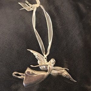 Angel ornament/decoration